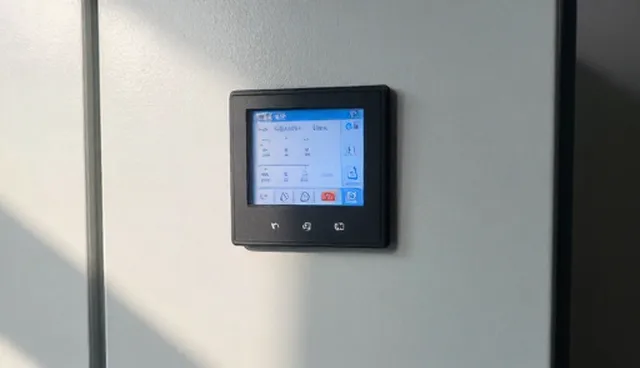 控制柜制作选型关注点，如何解决设备维保问题